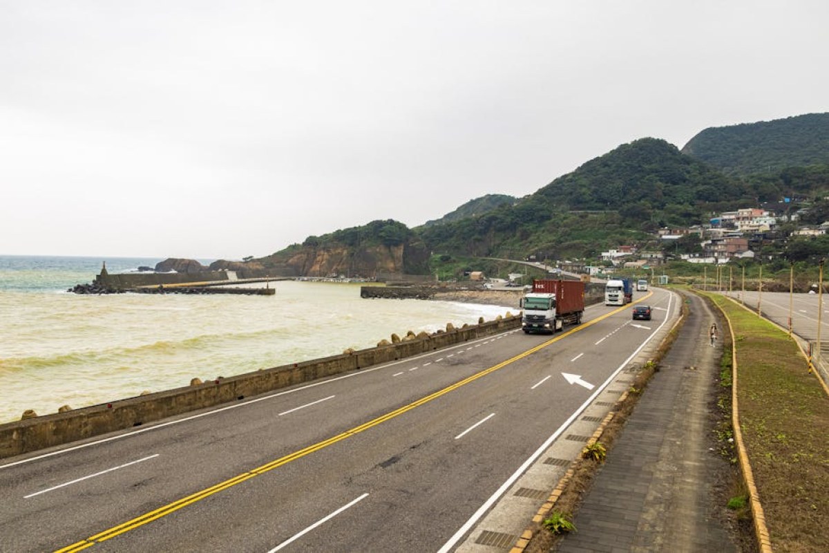 truck at border crossing