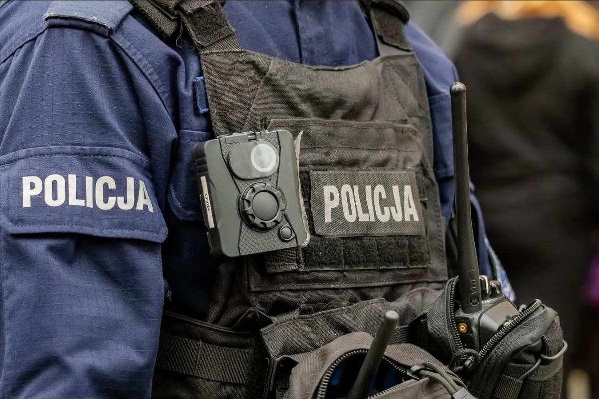 police officer salary