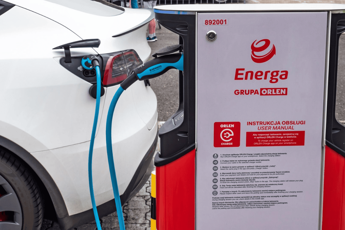 electric truck charging station