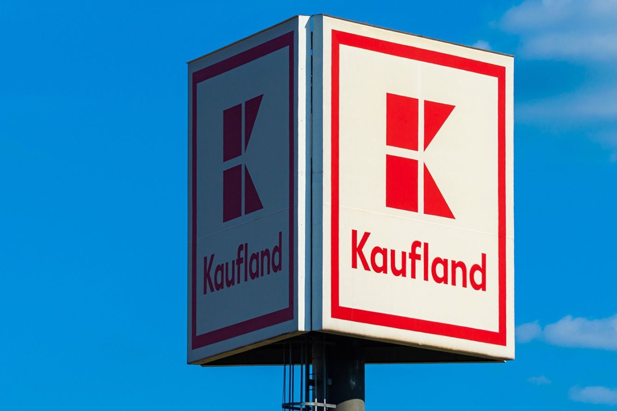 refrigerated truck food transport