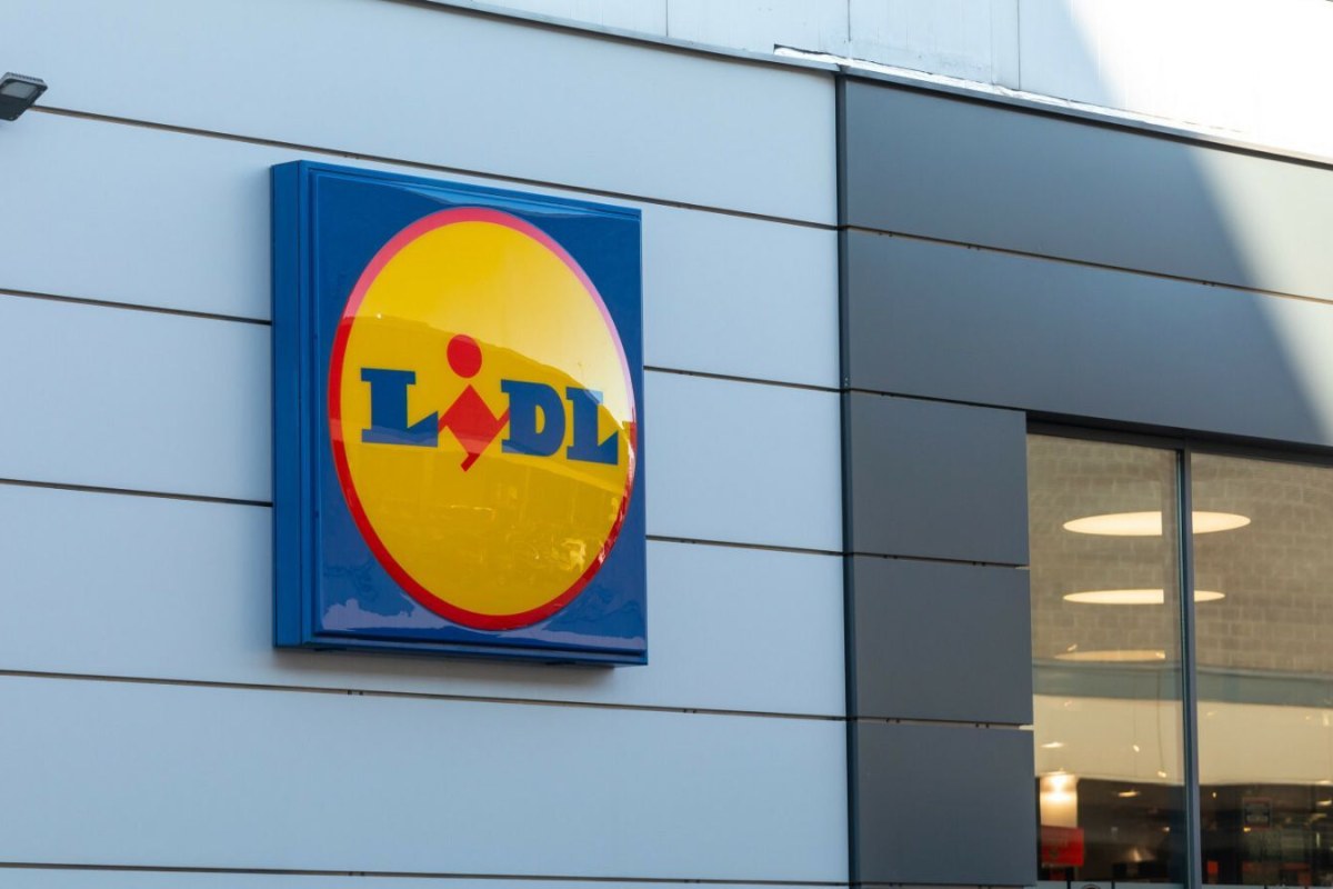 reverse logistics truck