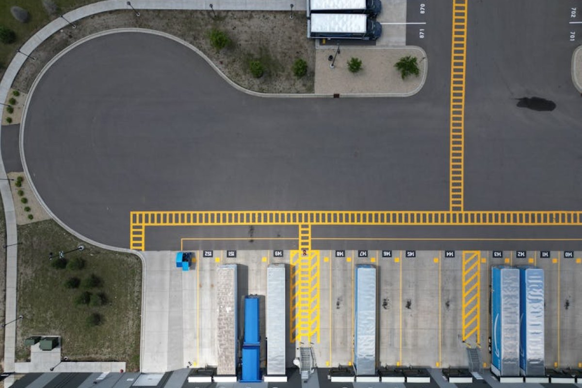 automated truck dock