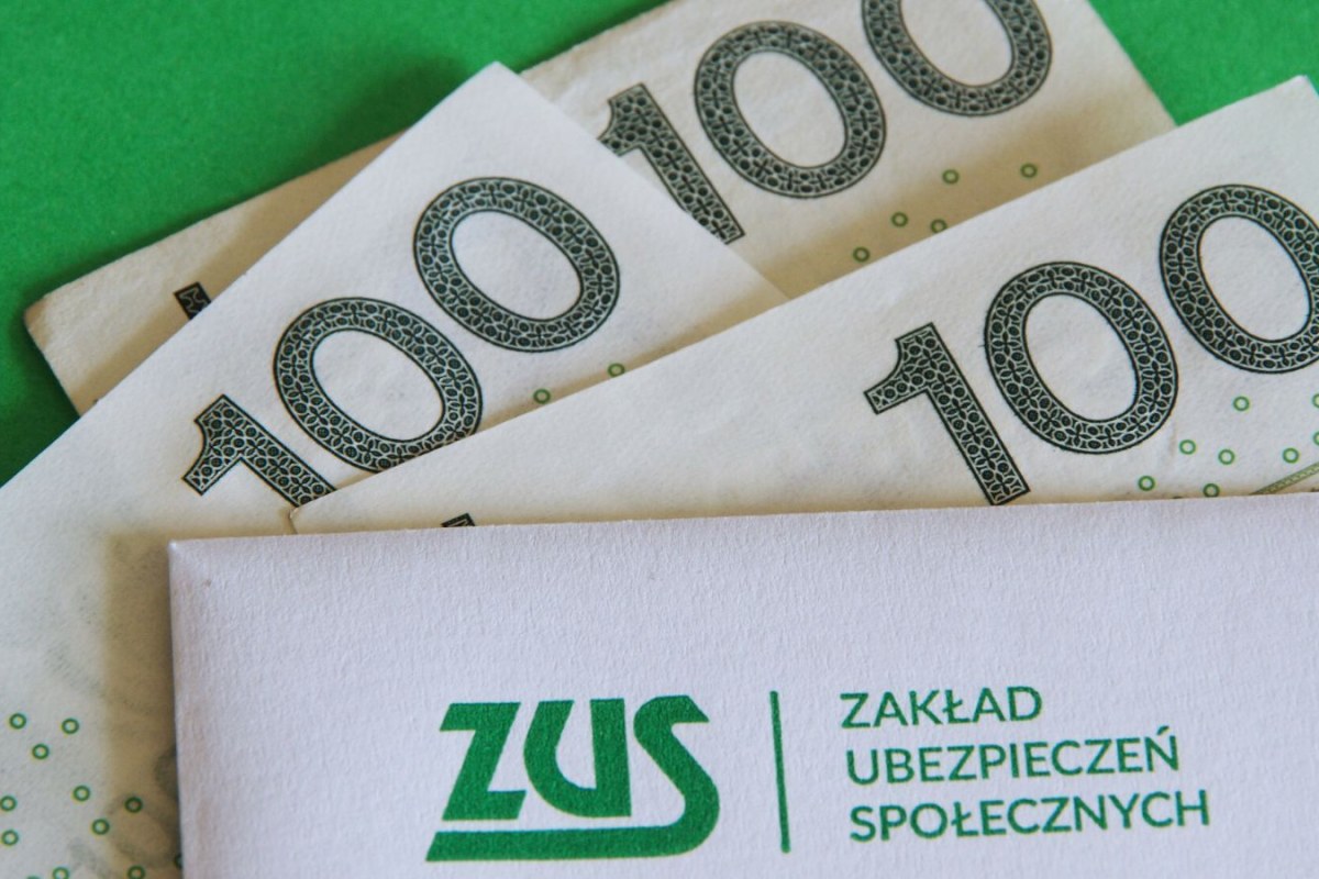 senior couple finance