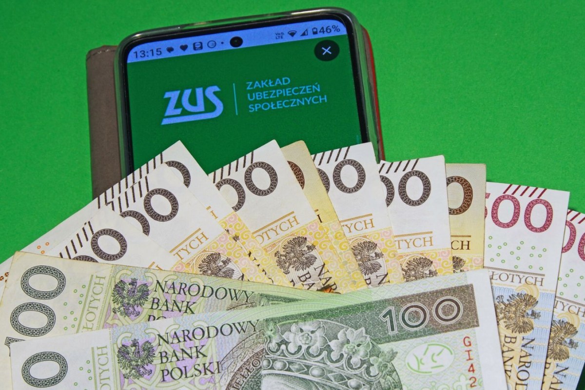 senior with documents