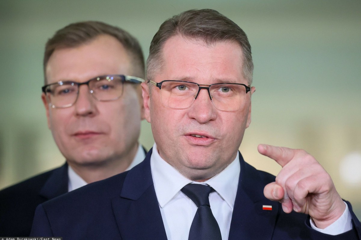 political debate finance