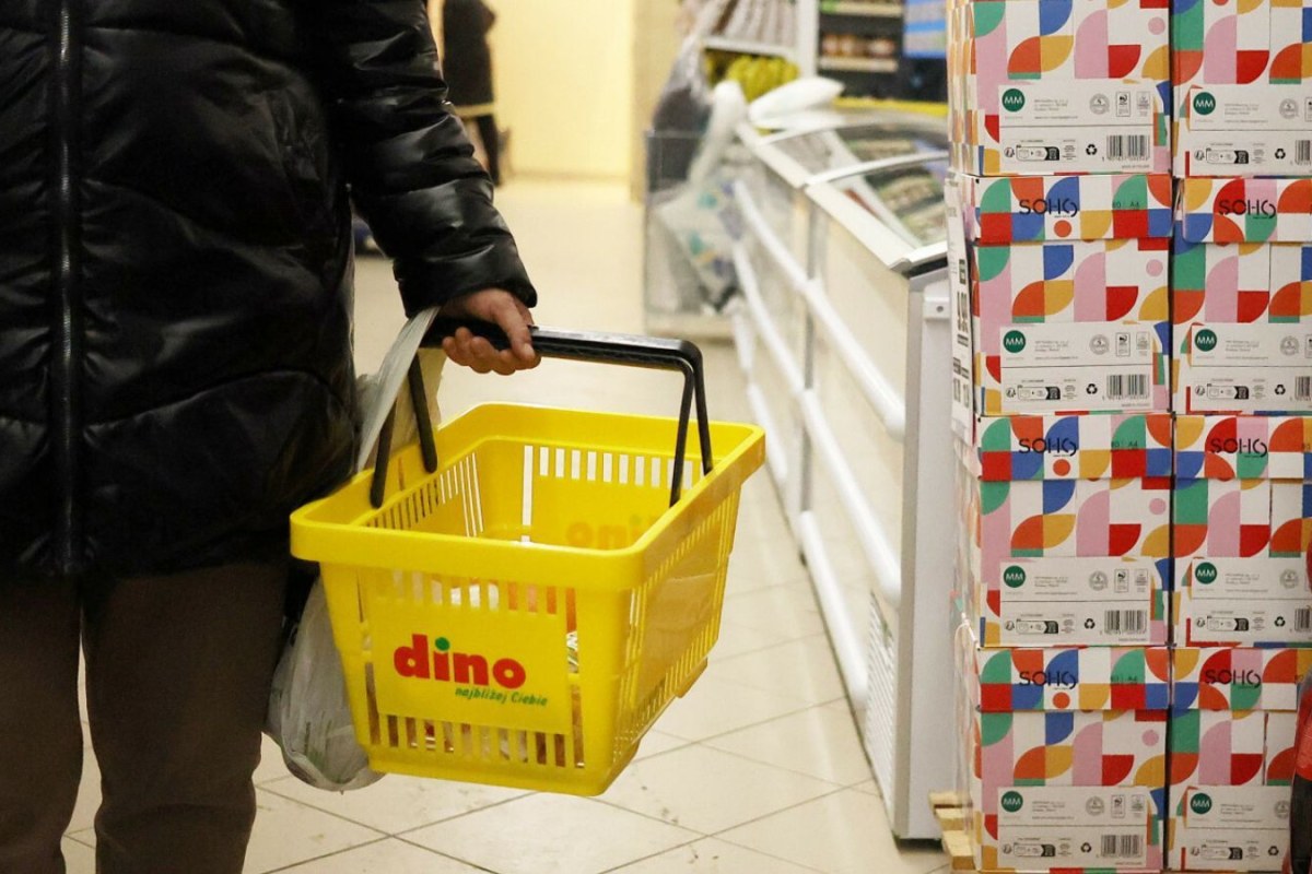 truck strike supermarket