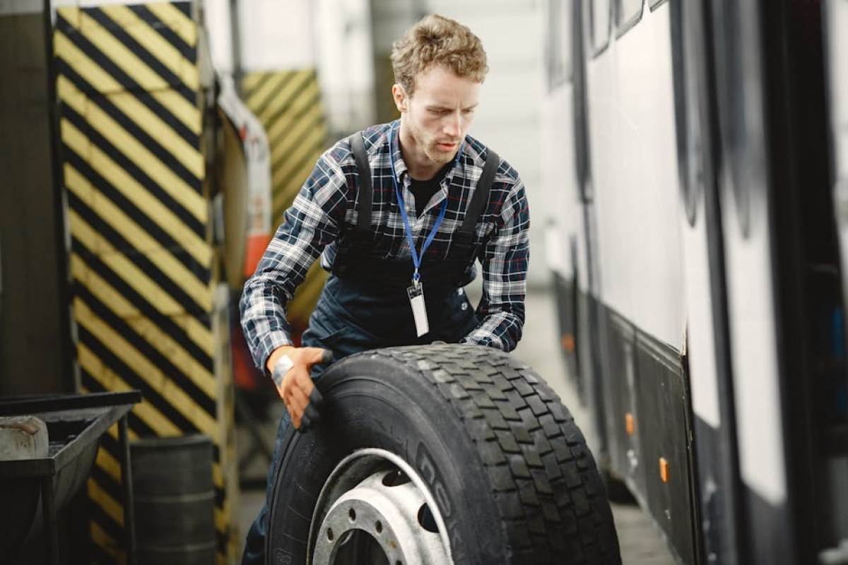 truck tire service