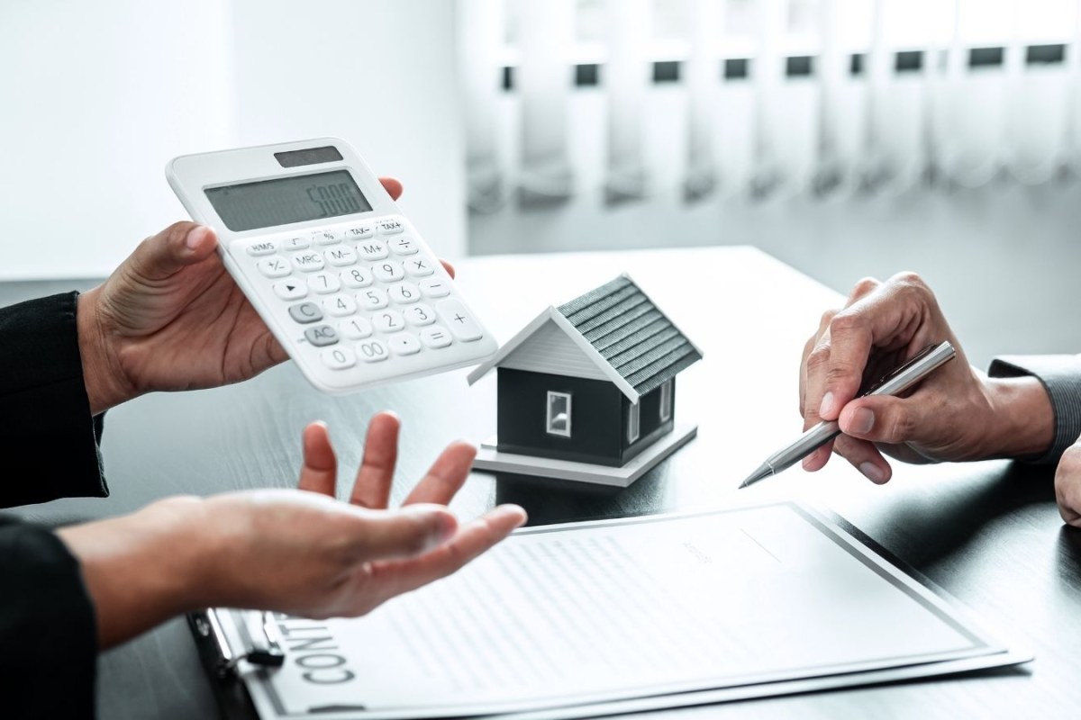 mortgage contract house keys