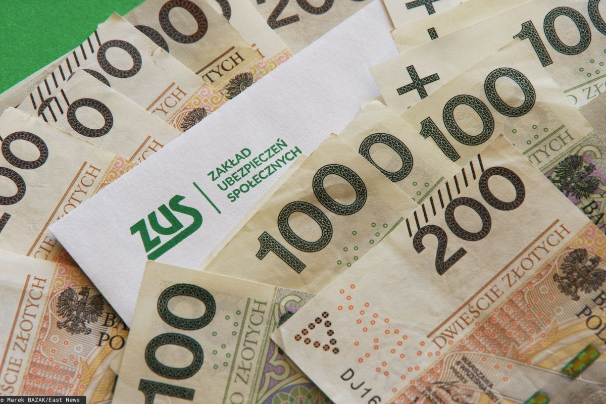 senior with documents