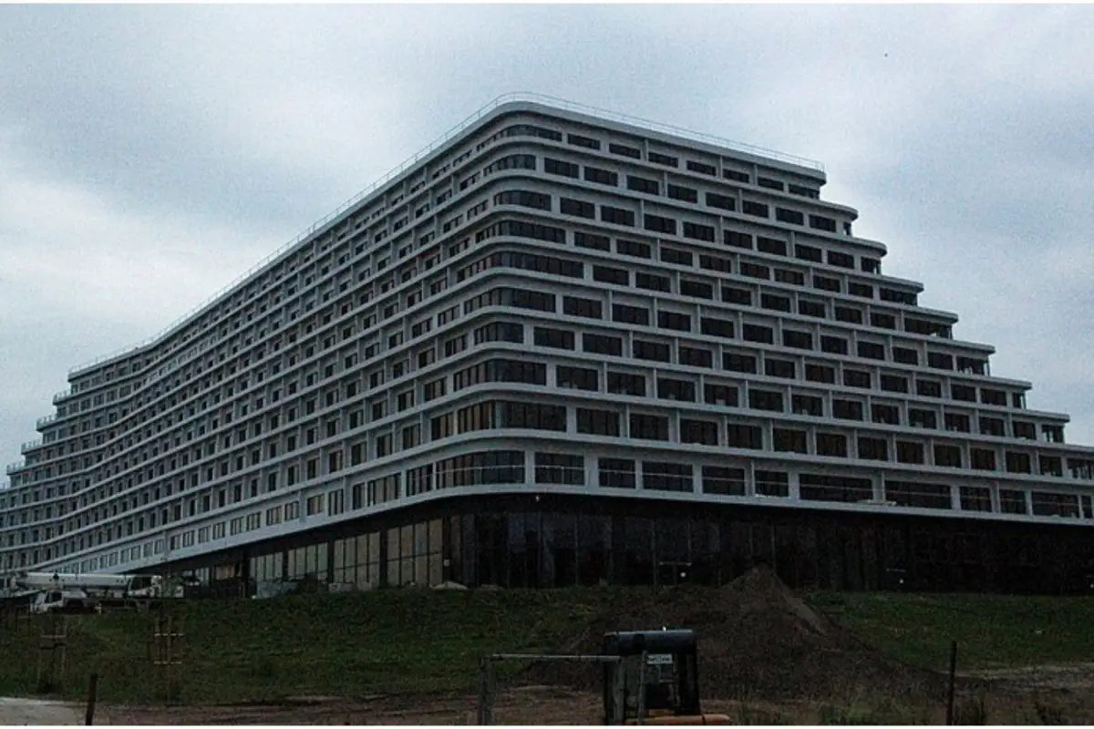 hotel construction recruitment