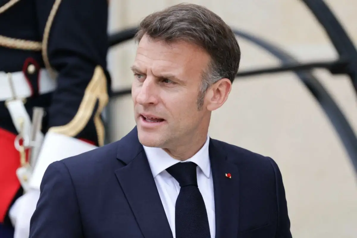 Emmanuel Macron meeting