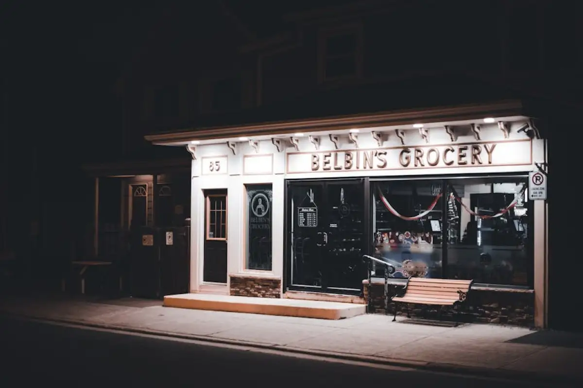 Biedronka store front