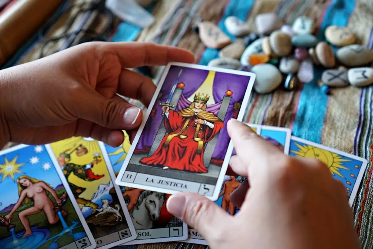 tarot cards reading