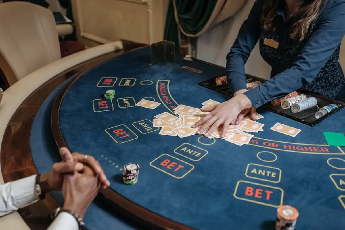 gambling illegal market