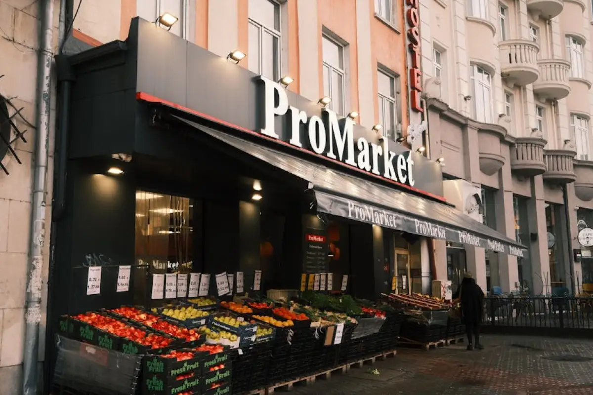 closed store Poland