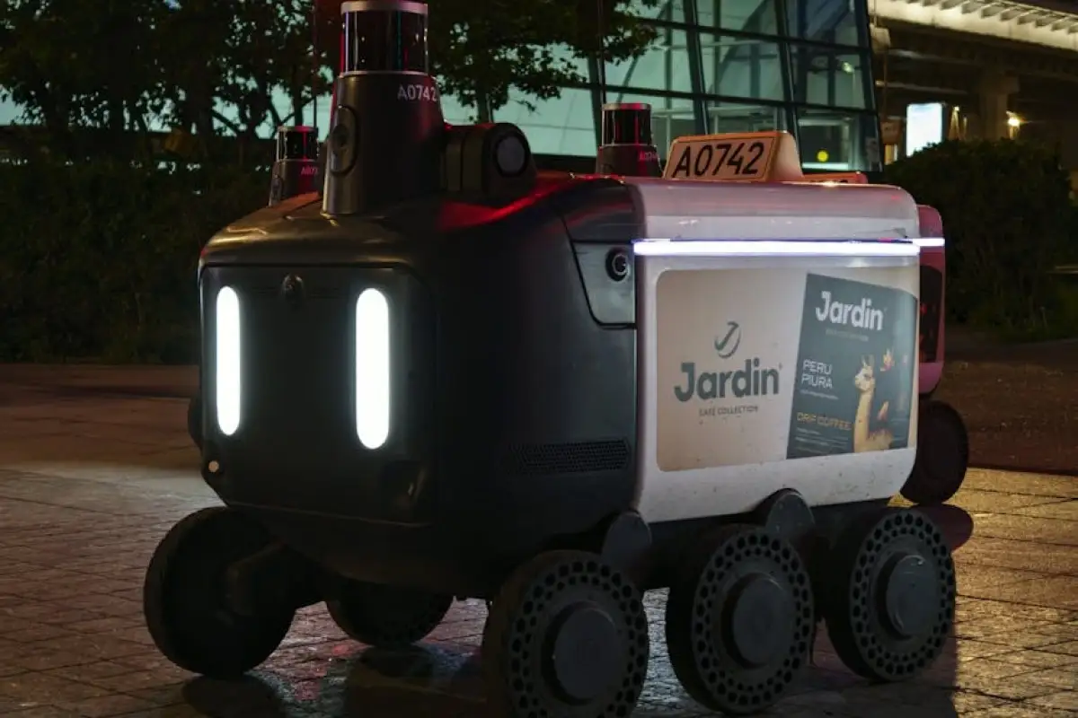 autonomous truck AI