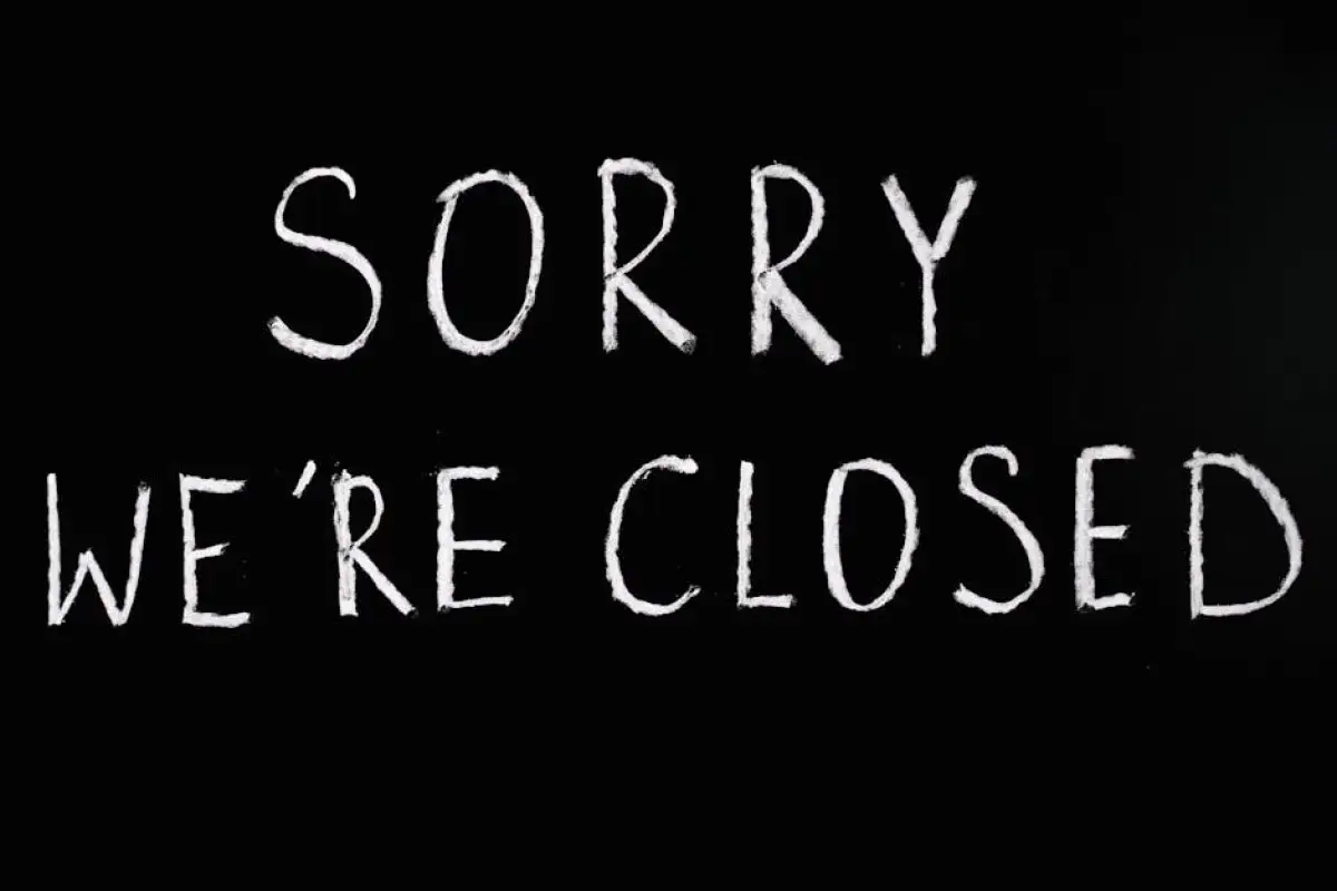 closed shop sign