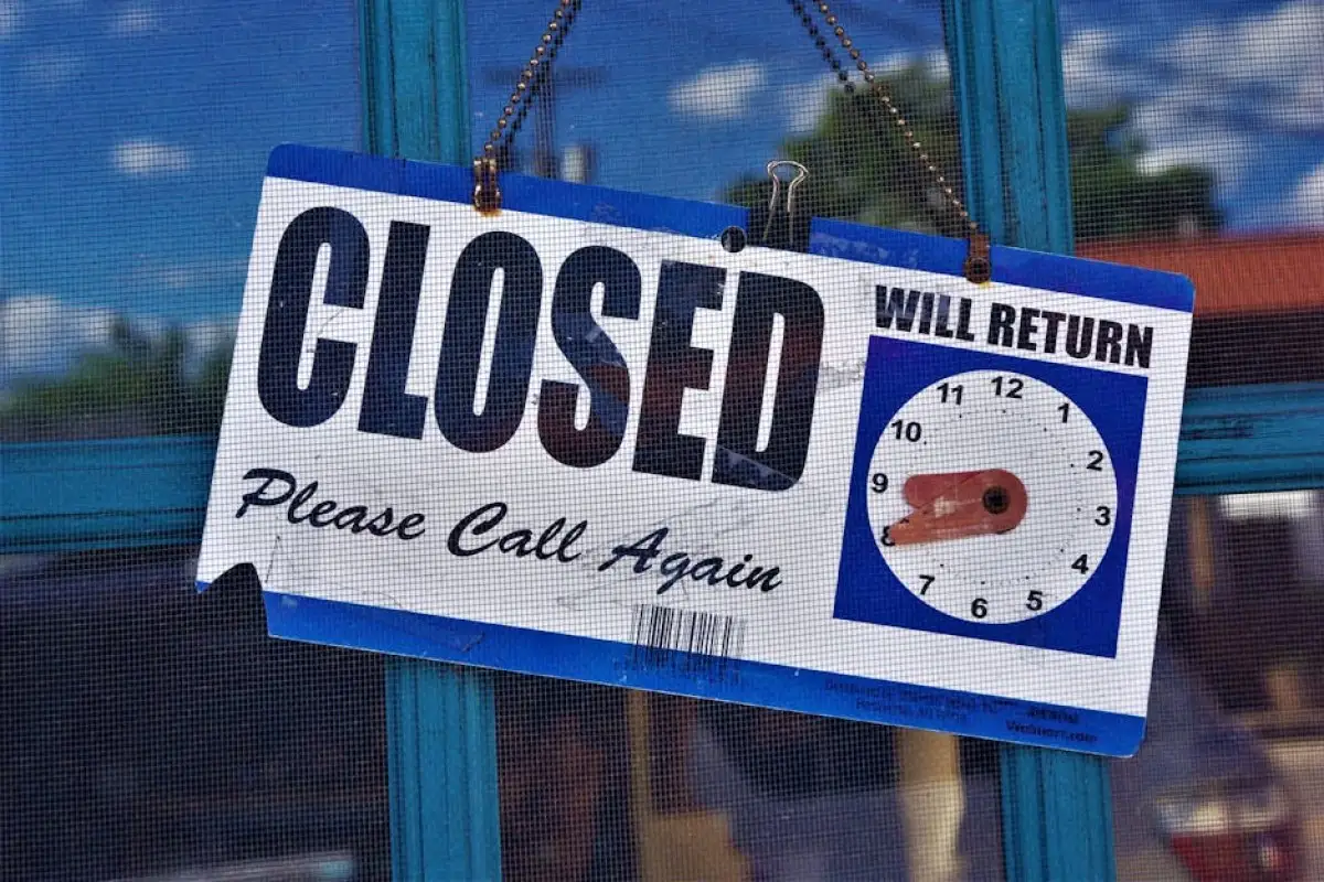 closed store Okaidi