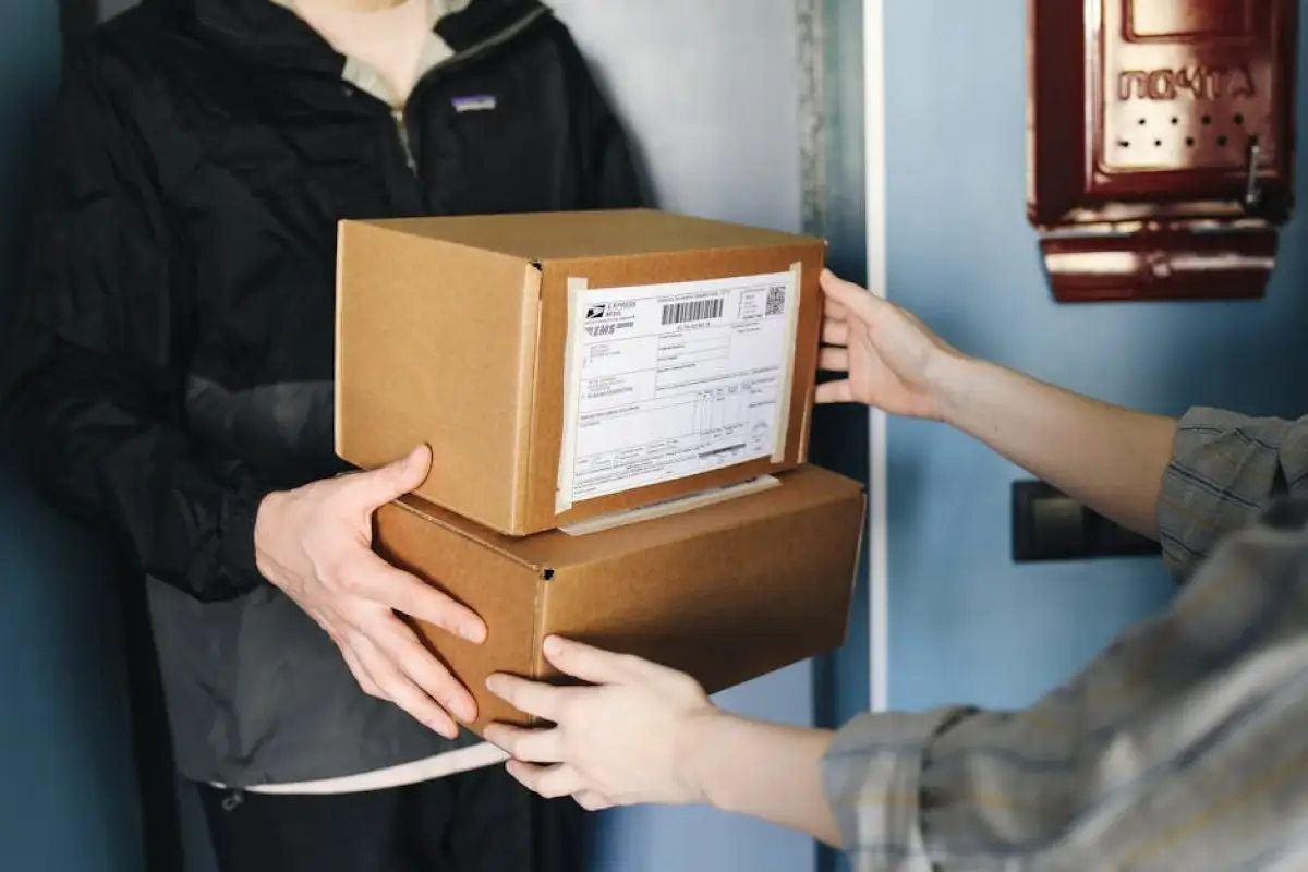 package scam