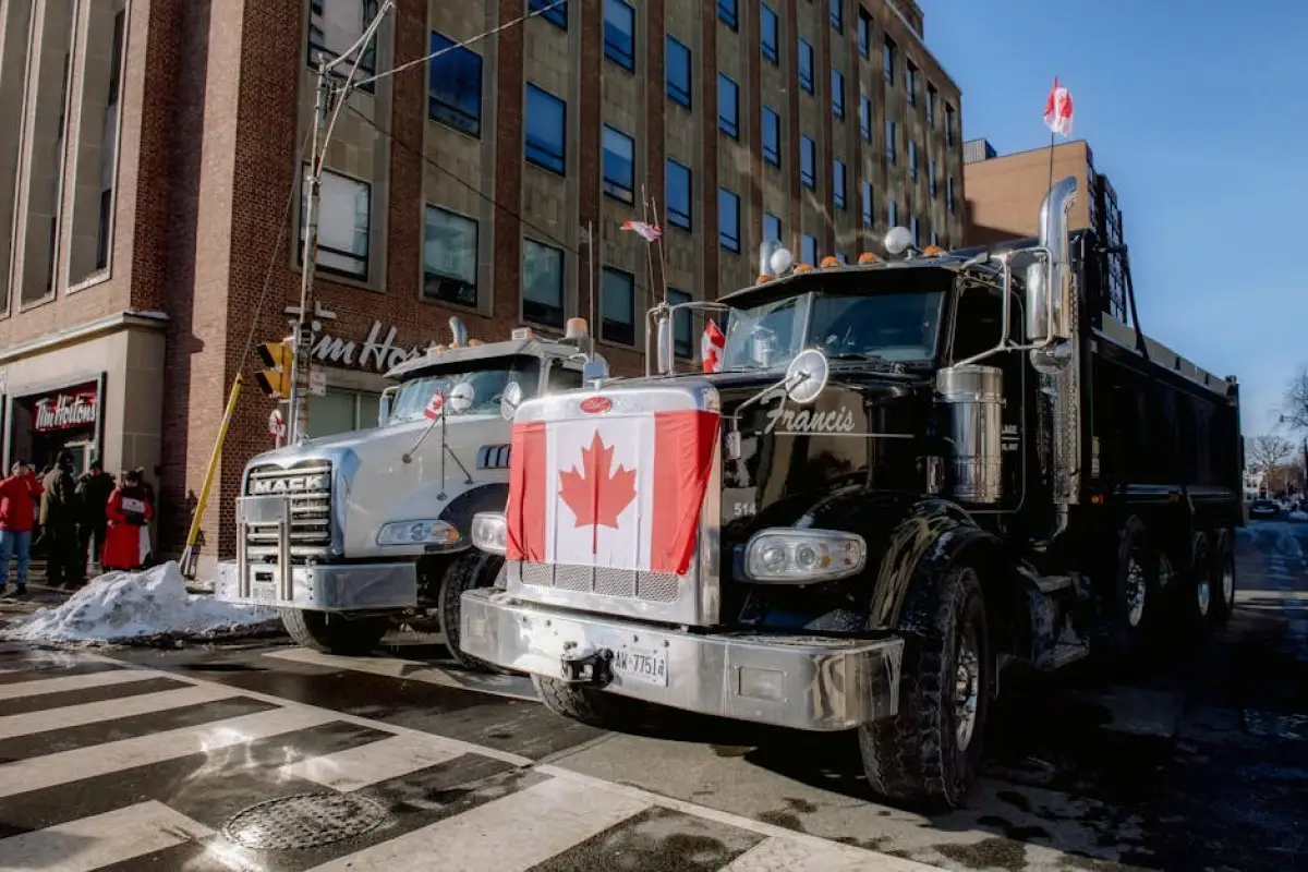painted Mack LR truck