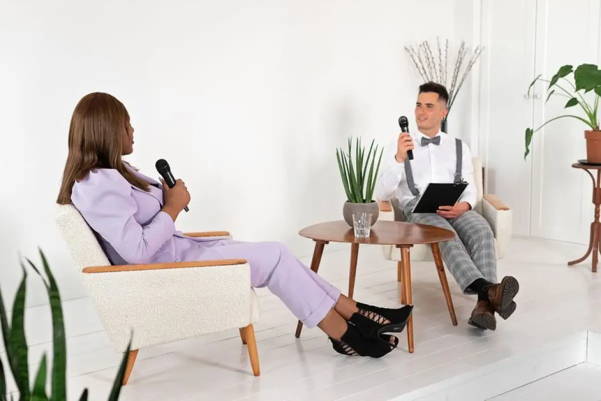 GUS interviewer