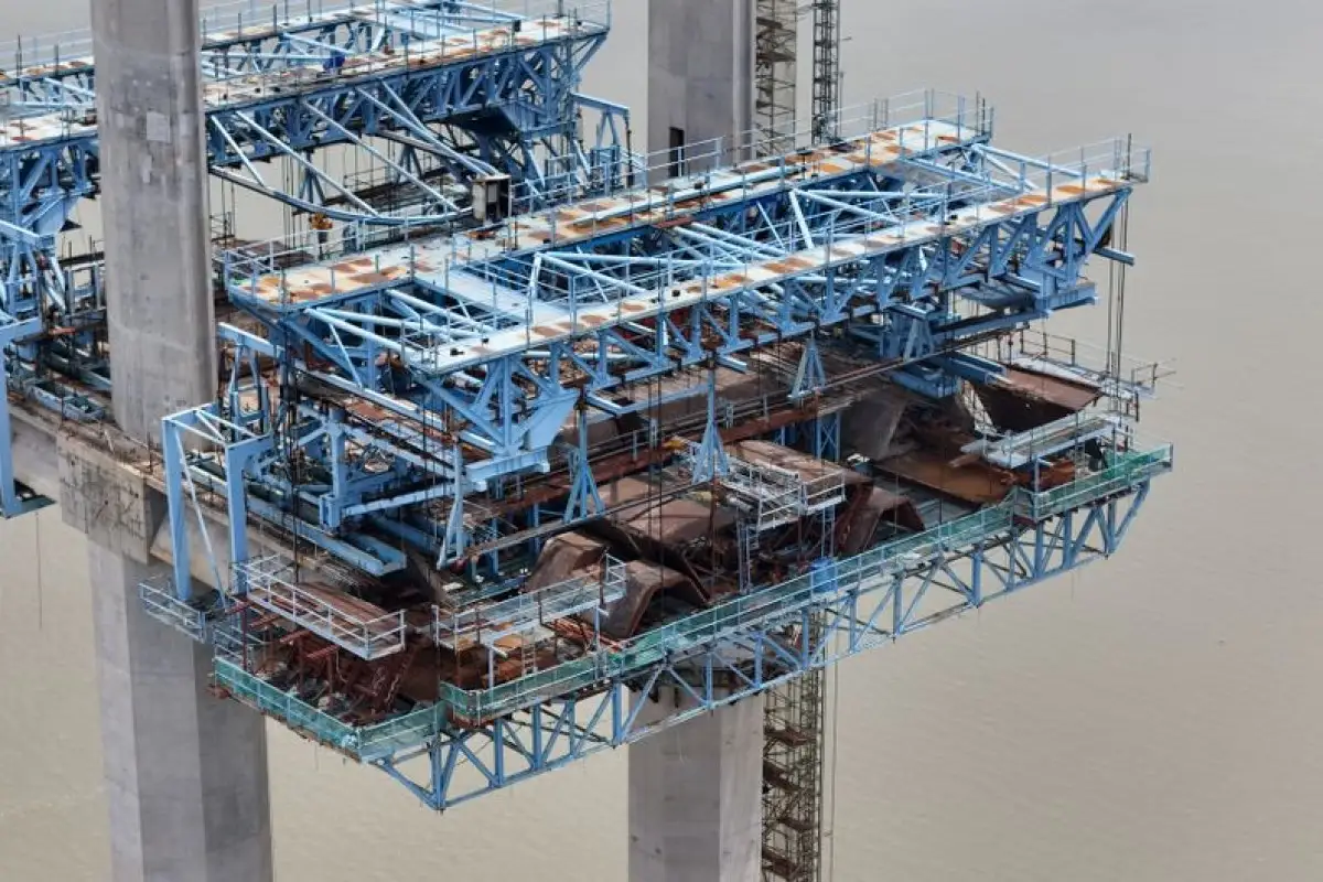 Gordie Howe bridge construction