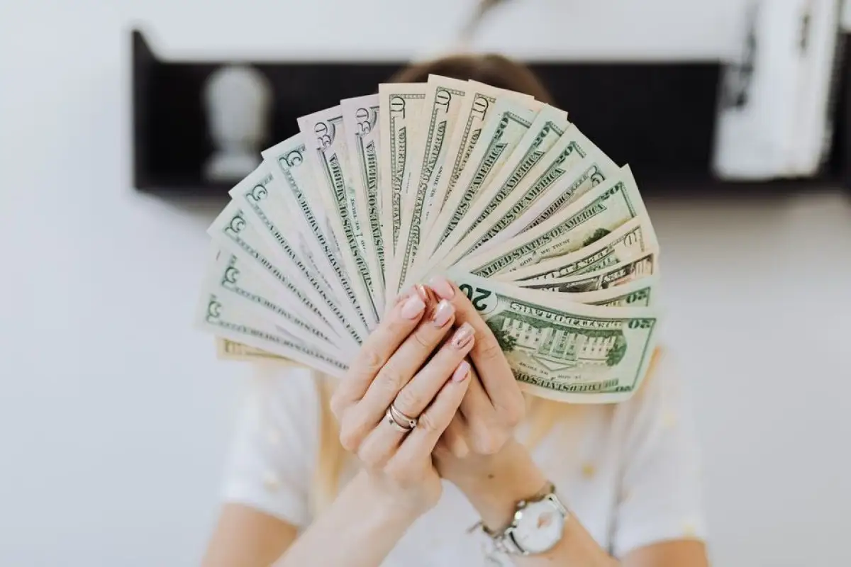 money cash salary