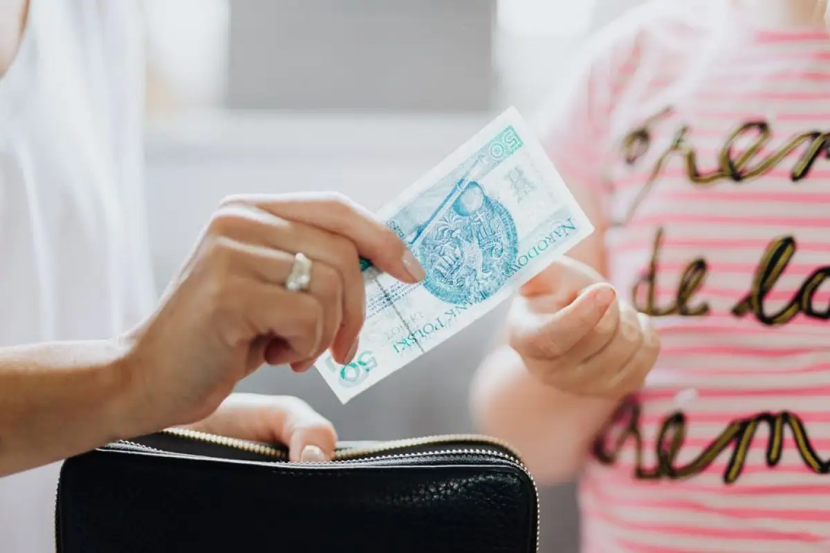 tourist paying fee