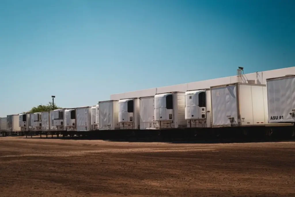 truck trailer logistics