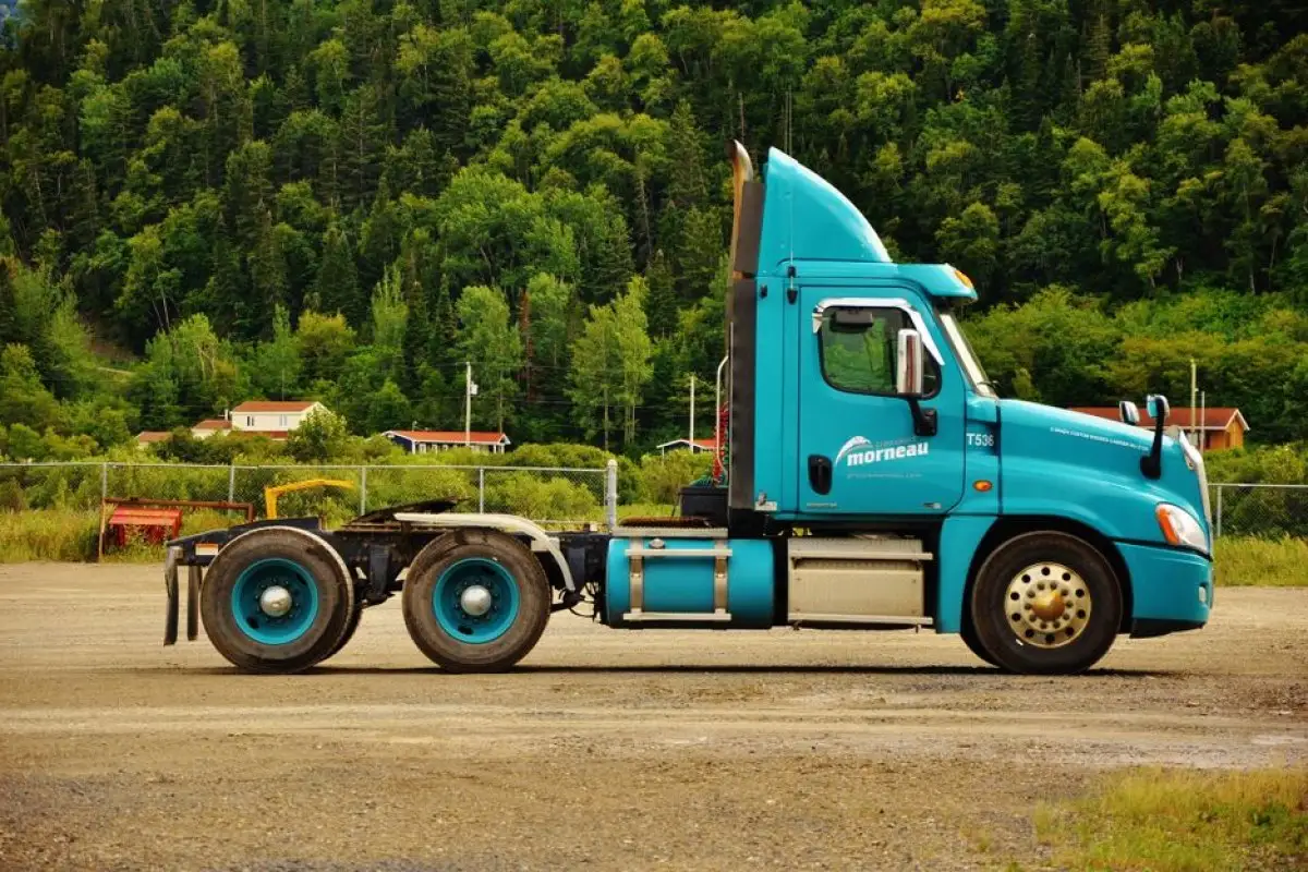 Manitoulin Transport truck