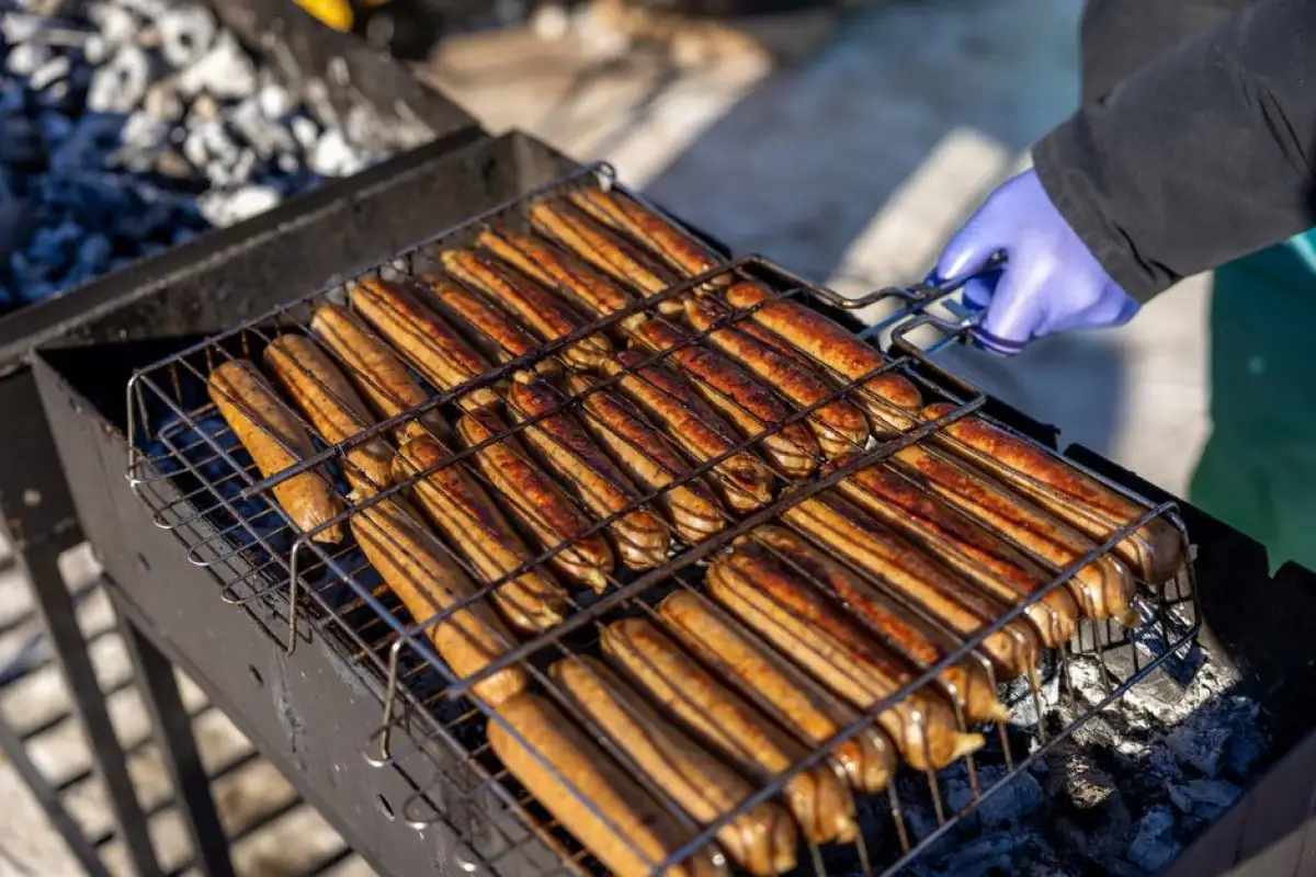 grill sausages Dino