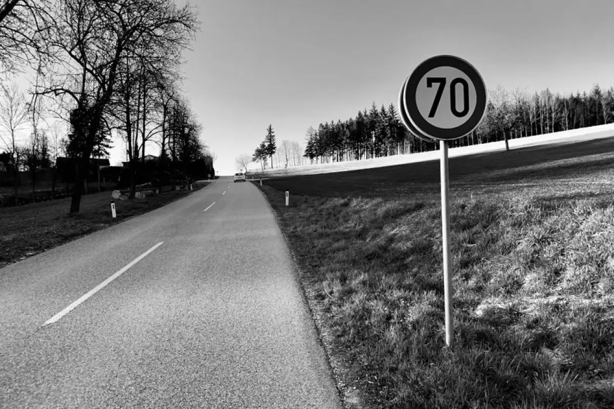 Ontario highway speed limit sign