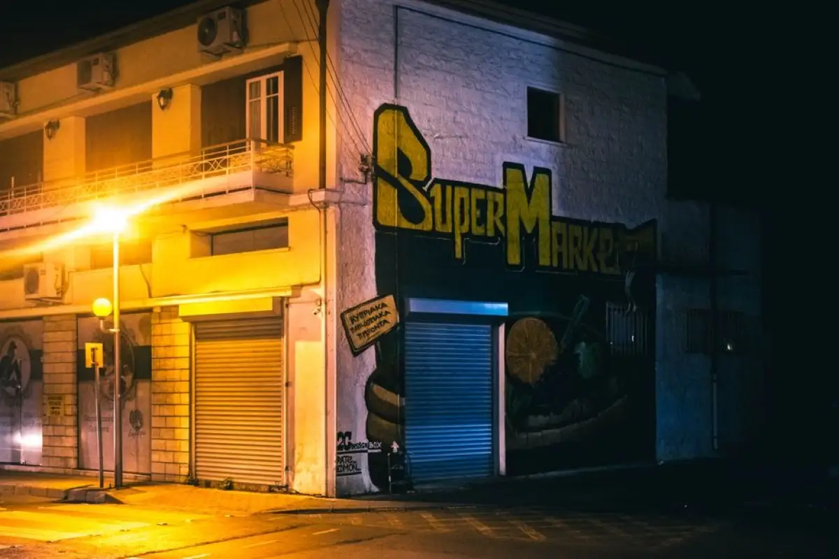 closed supermarket