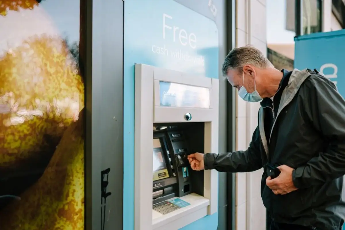 ATM cash withdrawal
