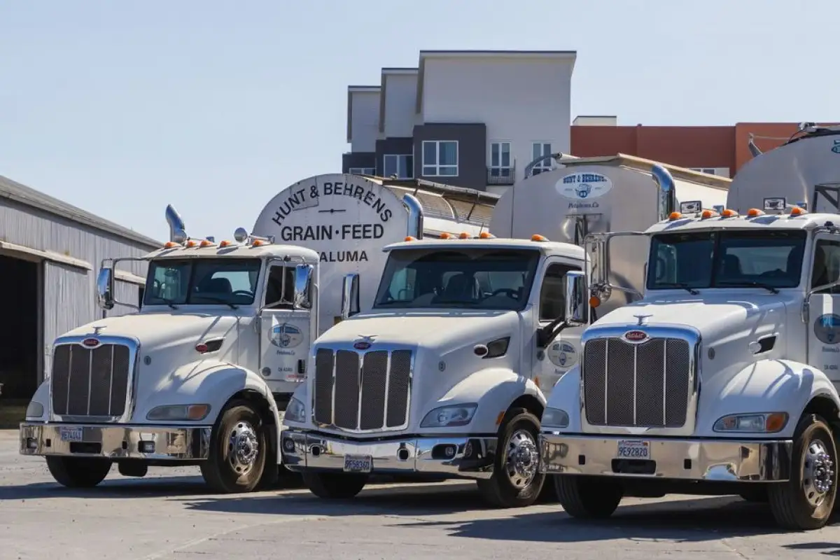 Peterbilt truck dealership