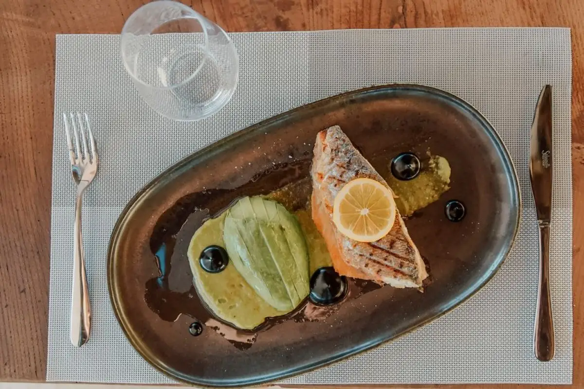 restaurant bill fish