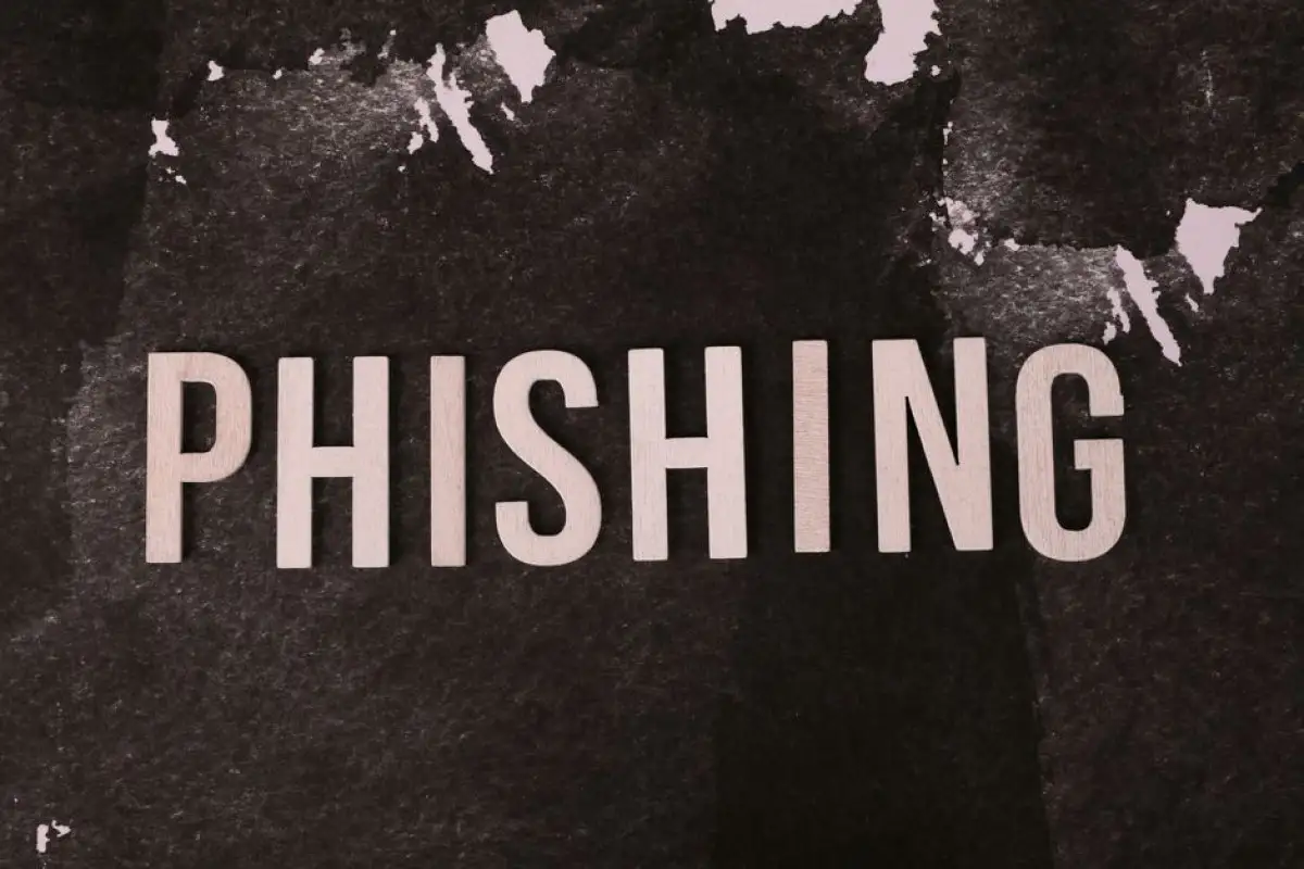 hacker phishing email