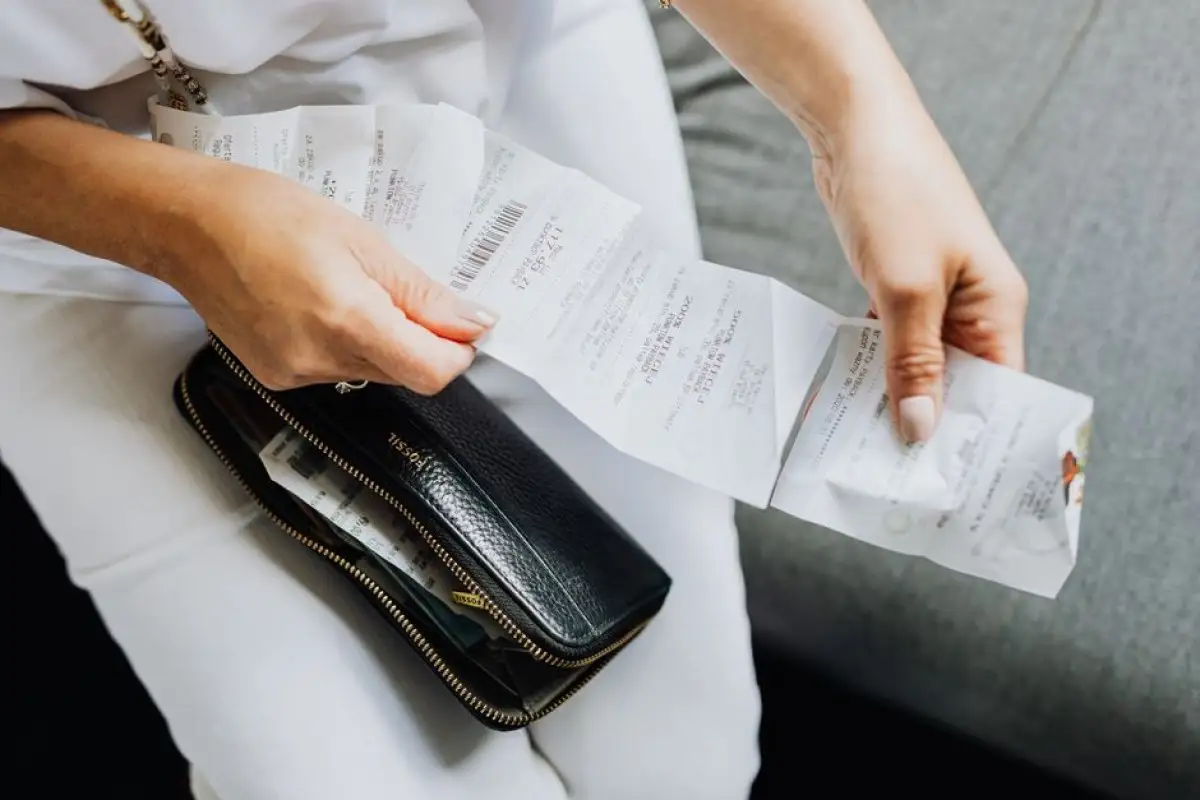 restaurant receipt