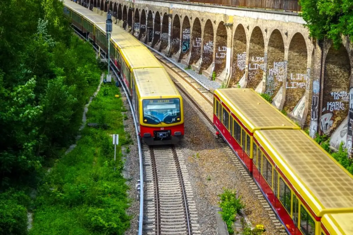 train railway heatwave