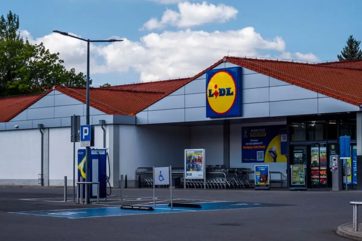 Lidl supermarket promotion