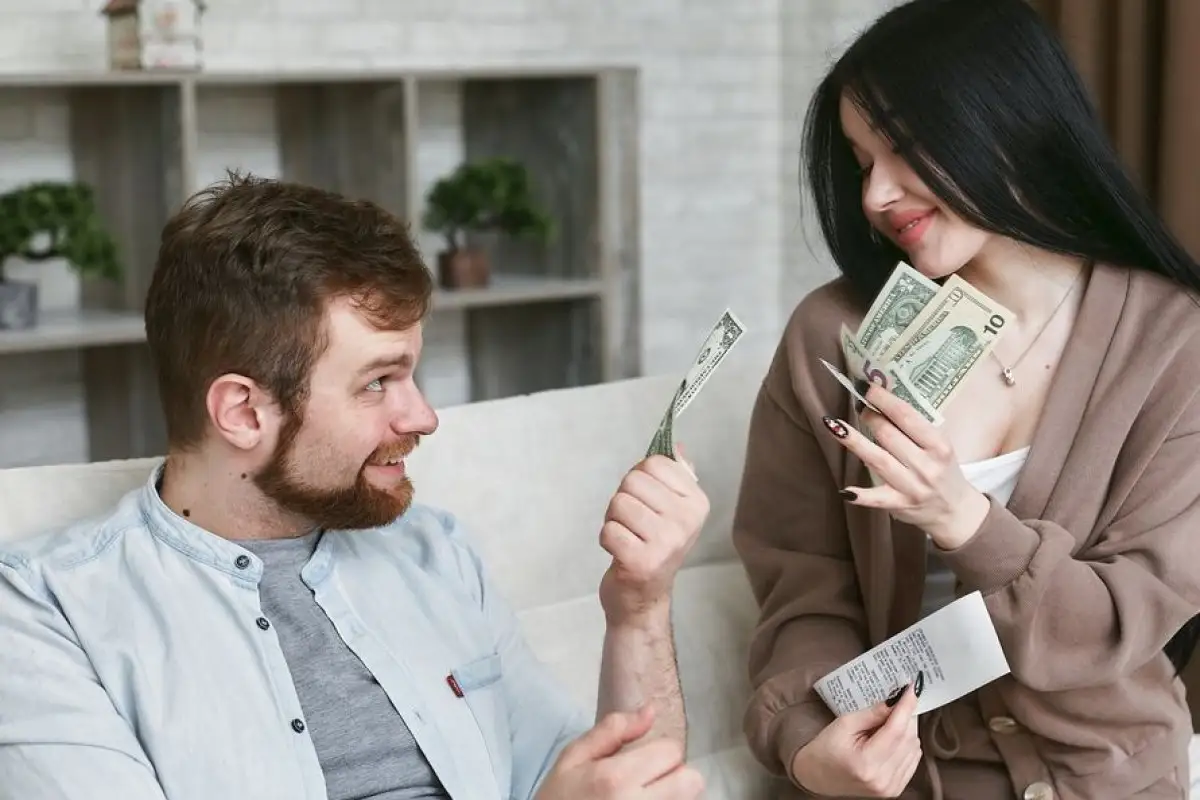 family budget money